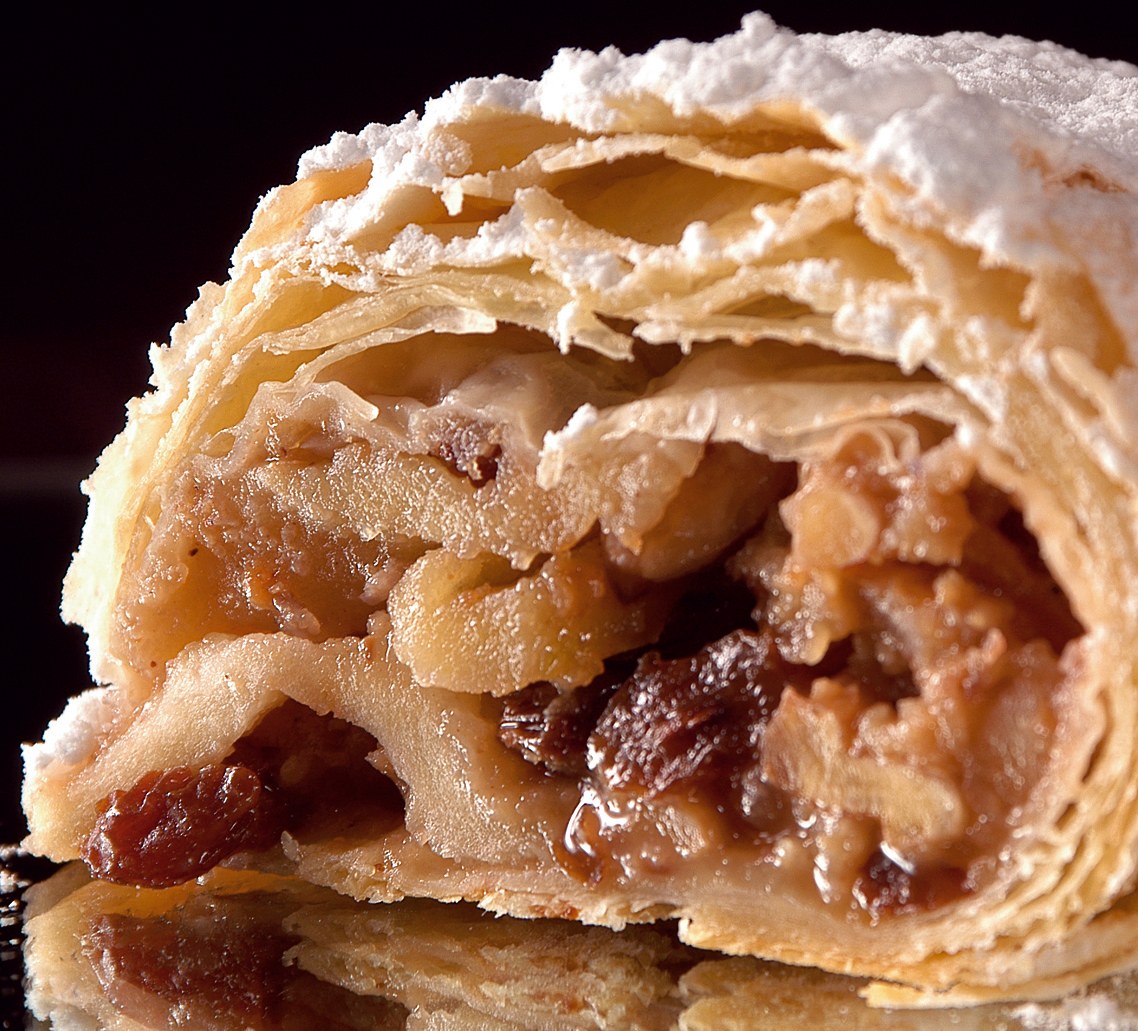 Elmalı strudel
