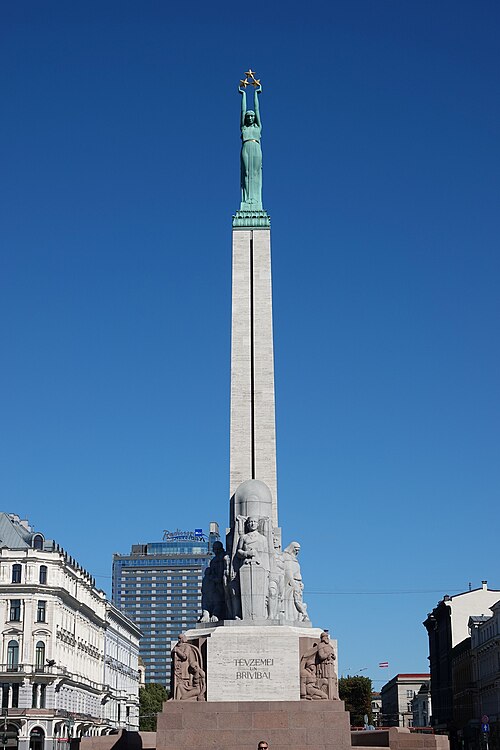 Özgürlük Anıtı, Riga