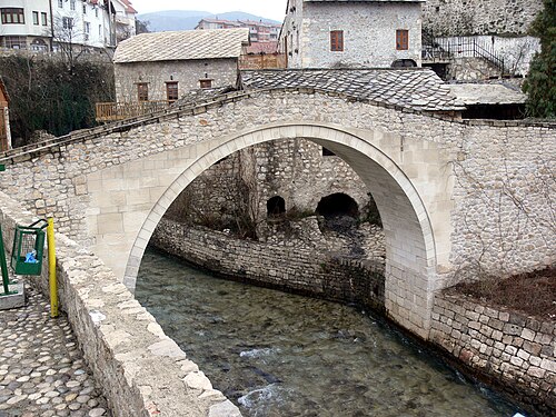 Eğri Köprü (Mostar), Mostar